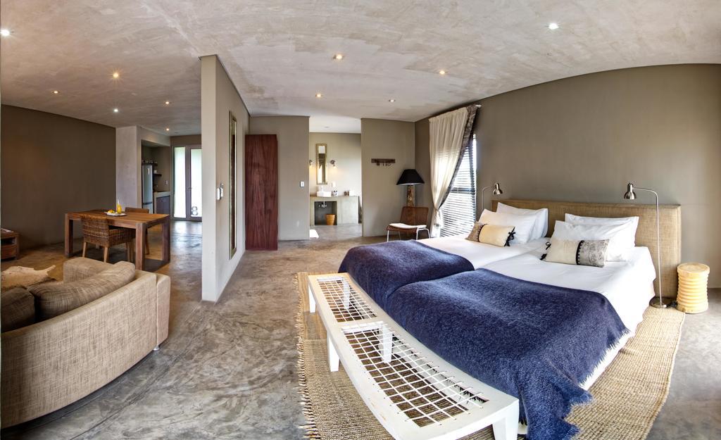 The Village Courtyard Suites & Executive Apartment Windhoek Exterior photo